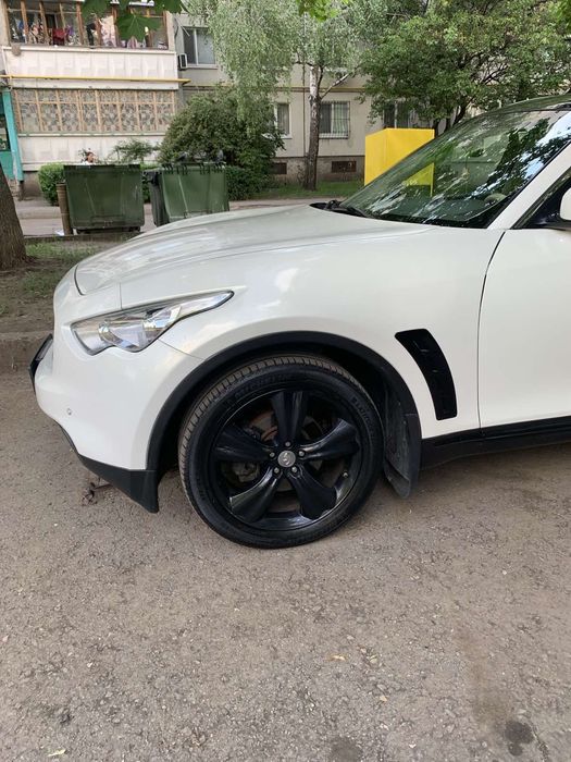 Инфинити FX 35 2010 год