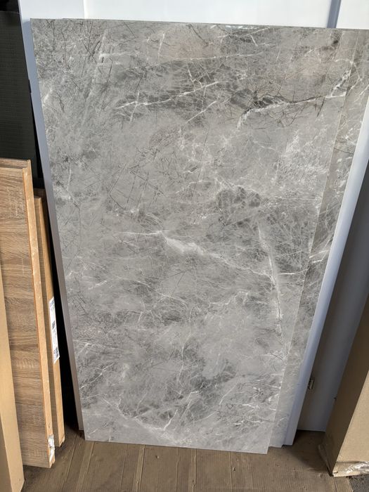 Płytka gresowa - połysk