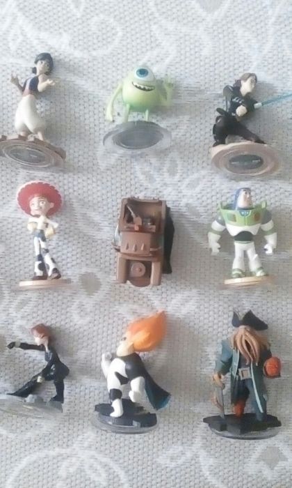 Jogos wii e ps3 e figuras 1, 2 e 3