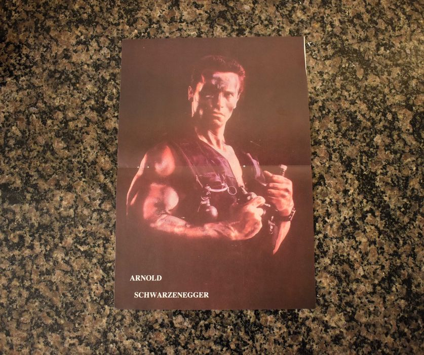 Cinema: Posters: "Commando" e "St. Elmo's Fire"