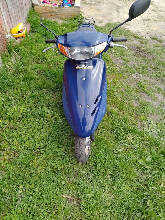 Продам скутер Хонда дио