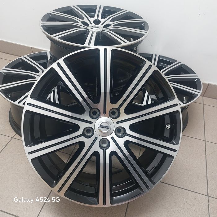 Felgi Volvo V40 V60 XC60   8Jx18 ET55   31400830