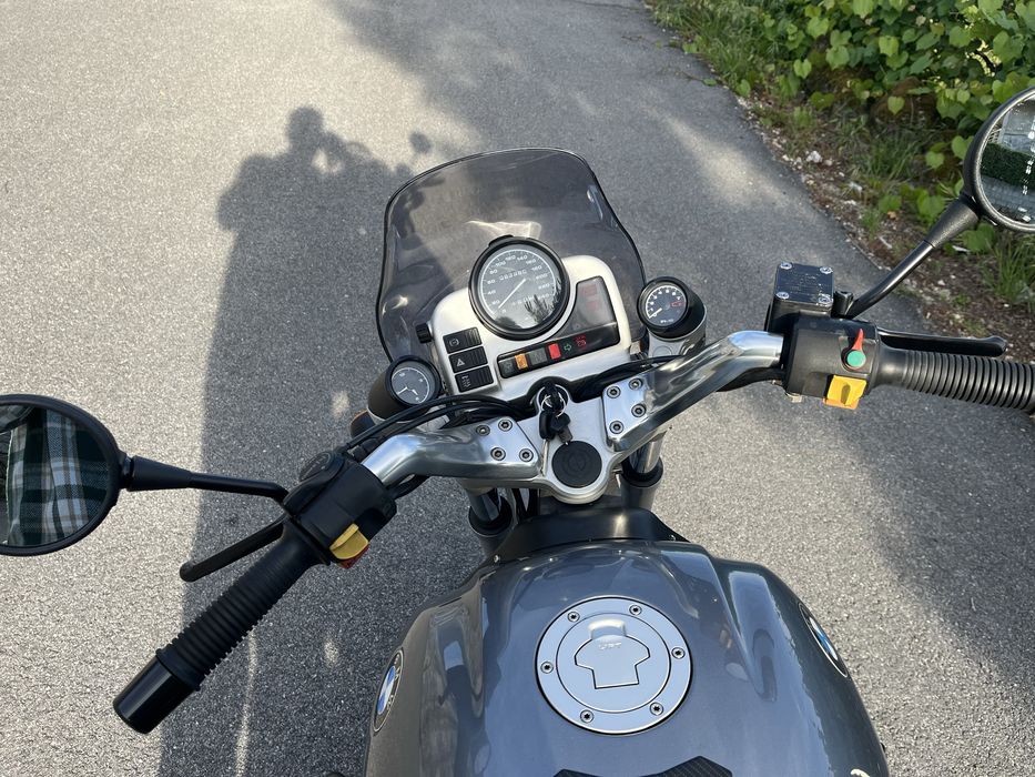 BMW R 1100 R Roadster – Um Clássico Impecável e Pronto a Rolar