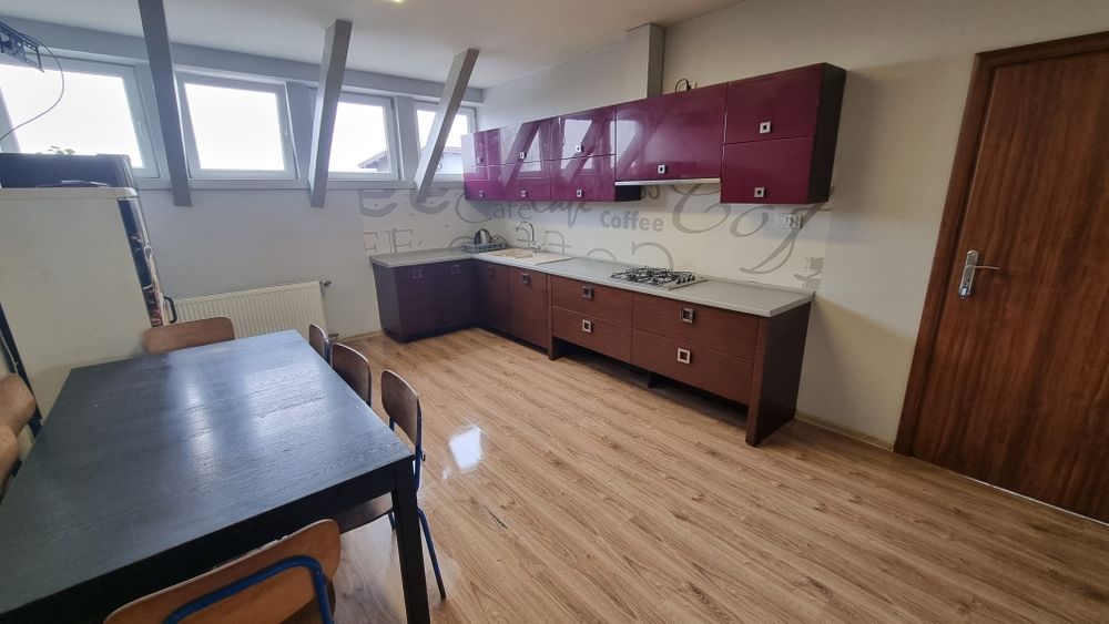 Wynajmę  Hostel Budynek w Łyszkowicach