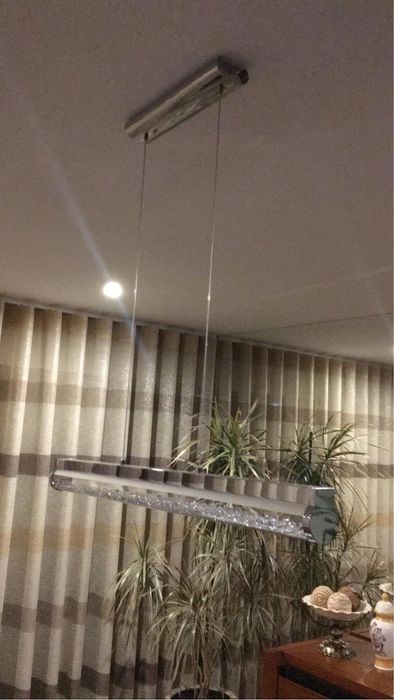 Candeeiro com pedras