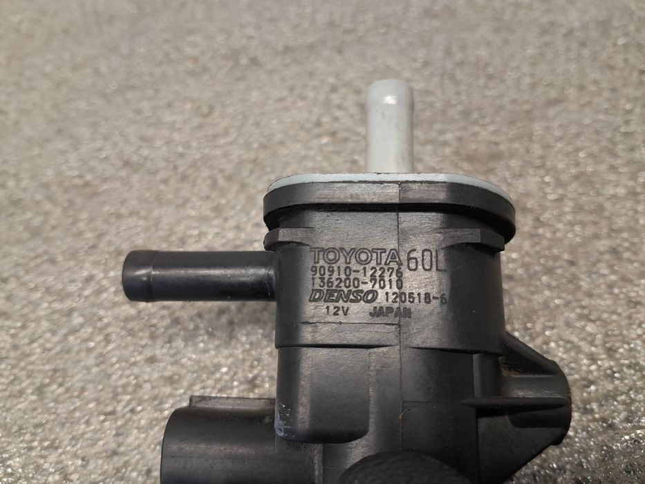 Válvula relanti / controlo ar / passo a passo TOYOTA Prius Plus Hatchb