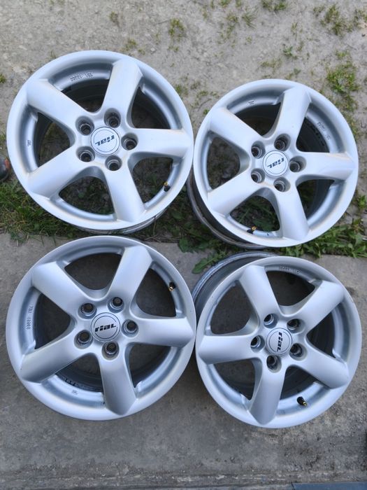Диски 5/114.3 R15