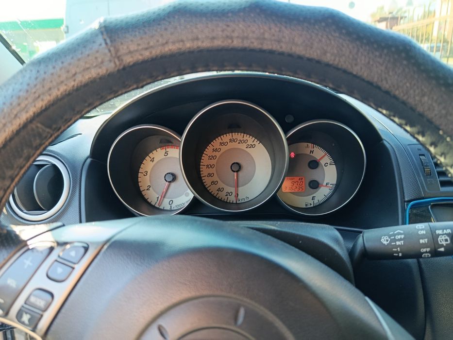 Продам авто MAZDA 3
