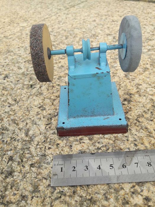 brinquedo técnico em chapa- Esmeriladora