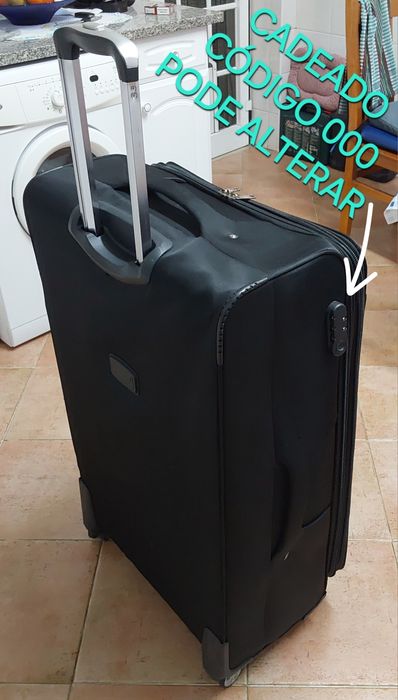 MALA VIAGEM DE PORÃO 32KG,4 RODAS E CADEADO CÓDIGO. Casa,Quarto,Sala.