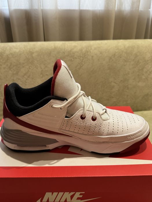 JORDAN max aura 5 оригинал