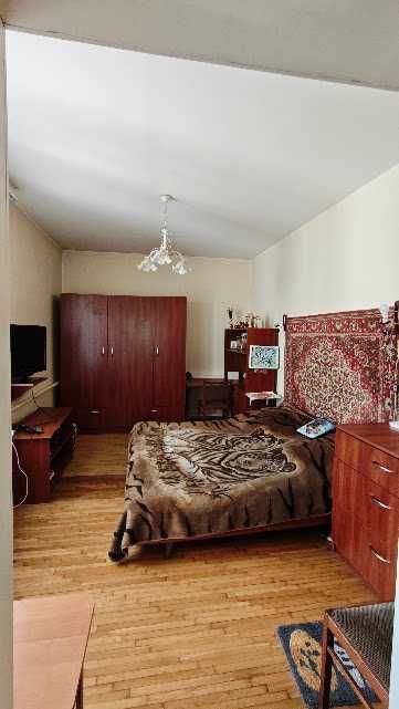 Продам будинок в селі Лютіж, Вишгородського р-ну. З власним виходом в ліс. Ділянка 15,5 сот. Без комісії