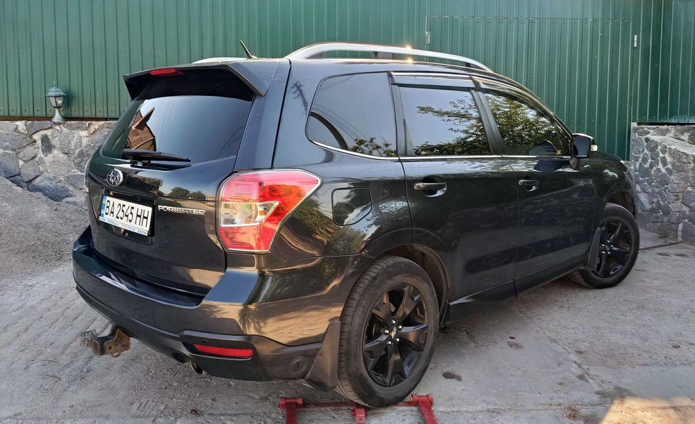 Subaru Forester 2014 official