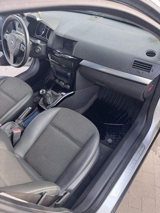 Opel Astra H Cosmo Klima