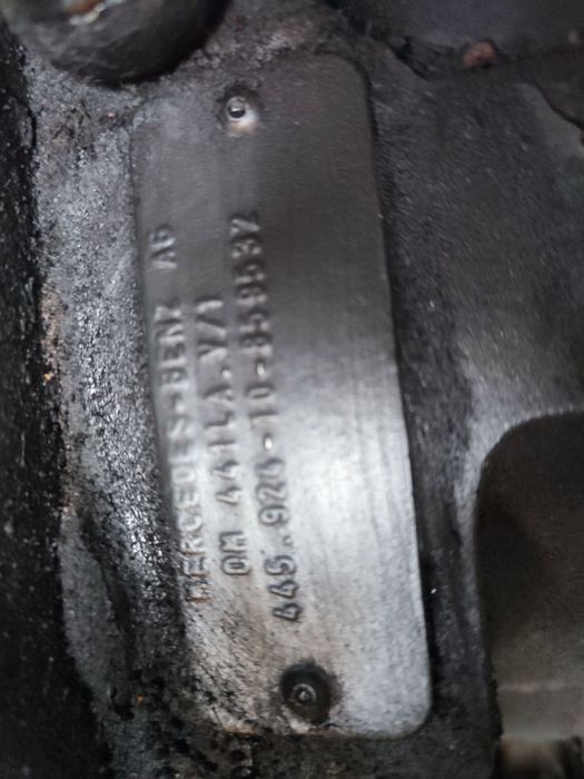 Двигун Мерседес ОМ441LA