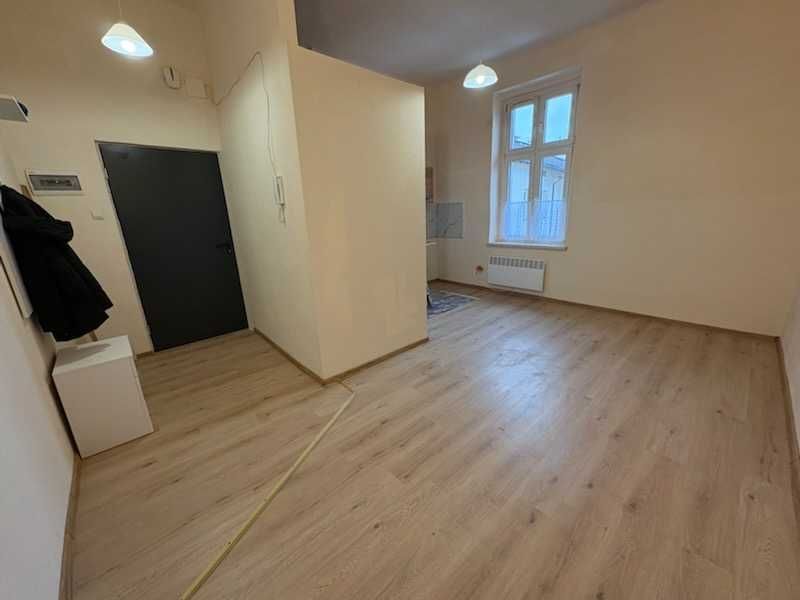Ładna garsoniera po remoncie w centrum Chrzanowa