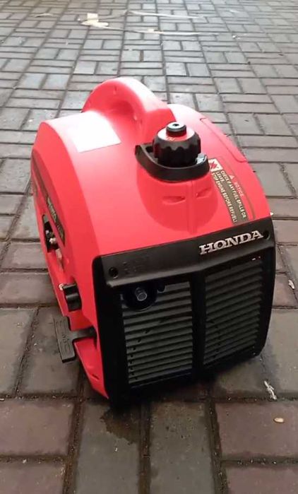 Бензиновый инверторный генератор HONDA EU20IT1
2.0/2.2 кВт