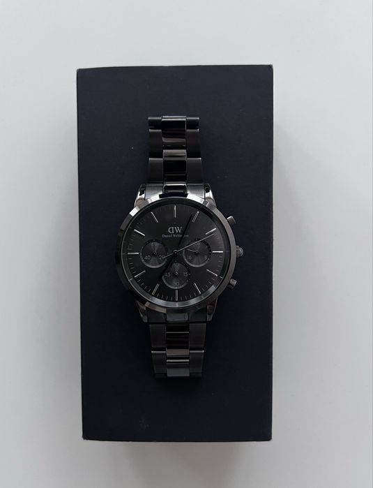 Zegarek męski Daniel Wellington kwarcowy segmentowa bransoleta