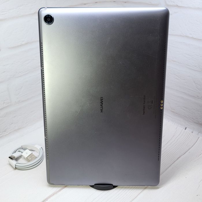 Продам планшет  Huawei MediaPad M5 4/64Gb WiFi  в гарному стані