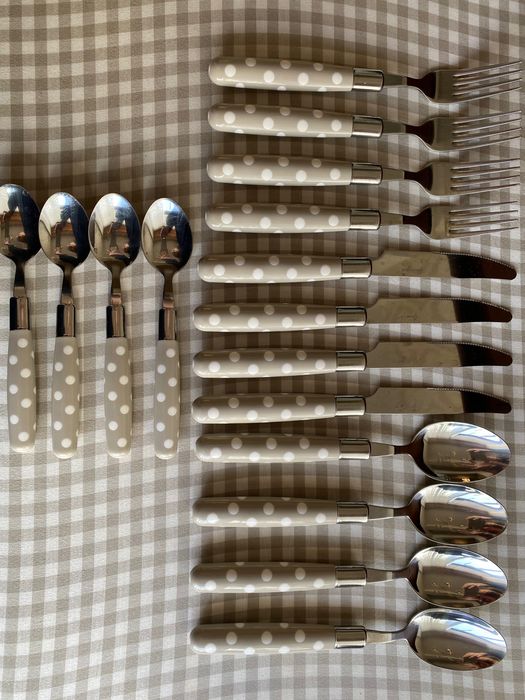 16-Piece GREENGATE Flatware Set64751284569602121