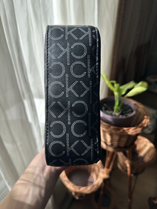 Сумка через плече чоловіча  Calvin Klein CK Must Mono Reporter Bag | Оригінал 100%