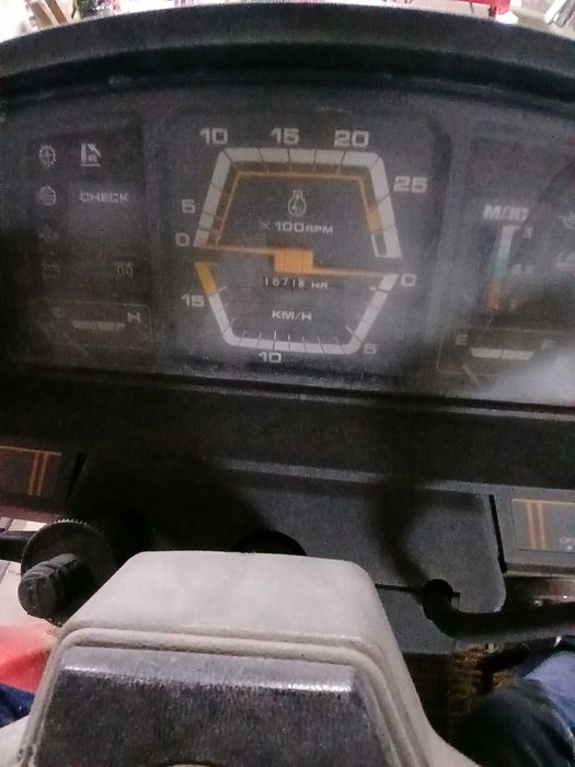 Trator mitsubishi mt25