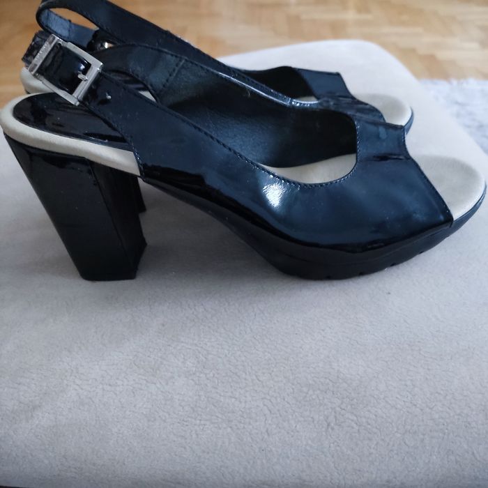 Buty 41 CallagHan