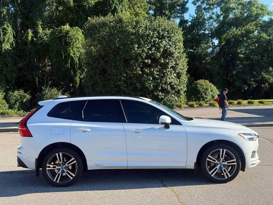 Volvo XC60      2018