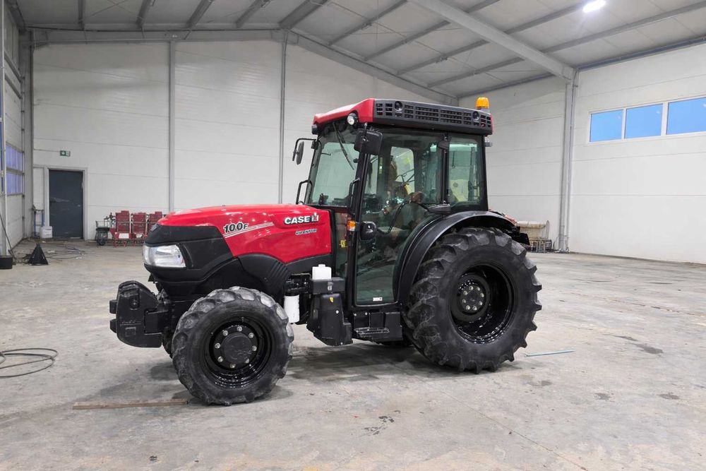 Ciągnik Sadowniczy Case Quantum 100F