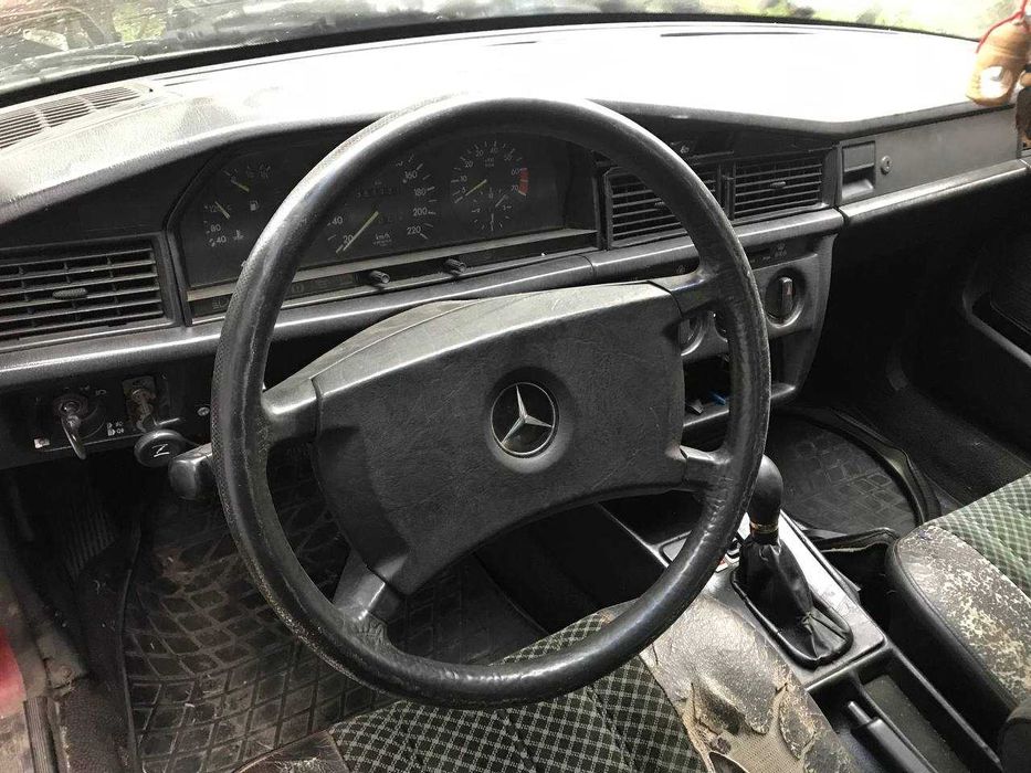 Руль от Mercedes-Benz 190 (W201)