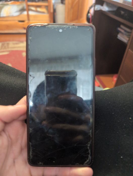 Телефон Xiaomi 11t