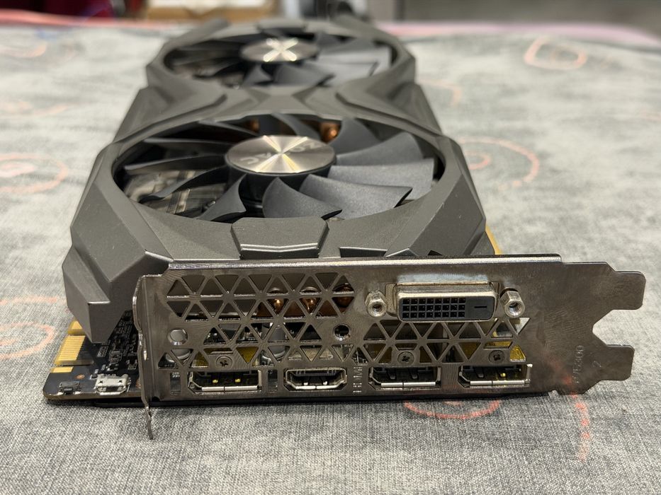 GTX 1080Ti zotac  на запчасти