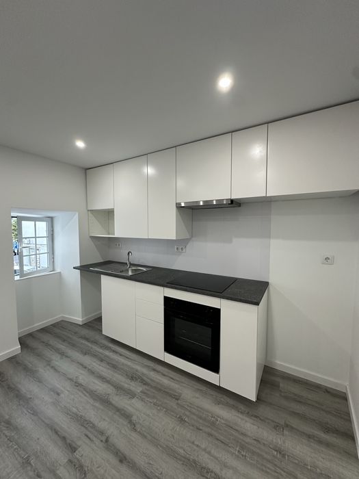 Apartamento T2 totalmente remodelado, a estrear, no centro de Estremoz