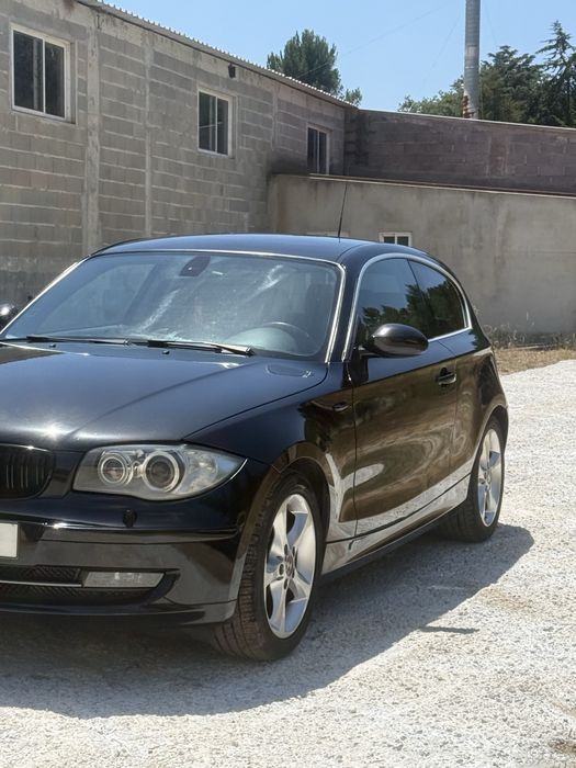 Bmw 118d sport .