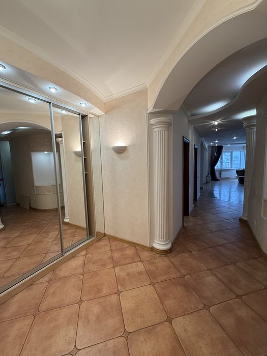 Аренда квартиры, Печерск, евроремонт,Мариинский парк,метро,Лавра