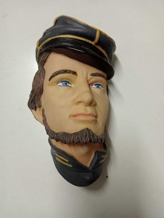 (73) Figuras Típicas