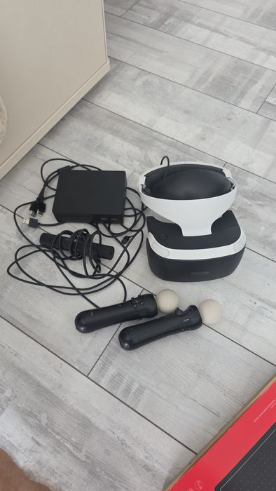 VR для PS4 разом з Мувами
