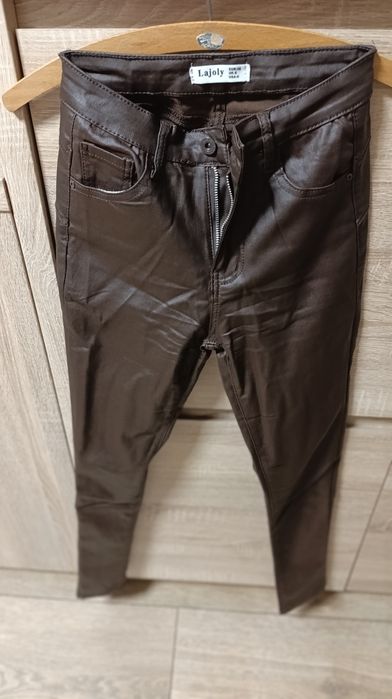 Spodnie skórzane czekoladowe S