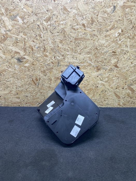 Vw T6 T6/1 2016-2024 ящик запобіжників блок моторного відсіку