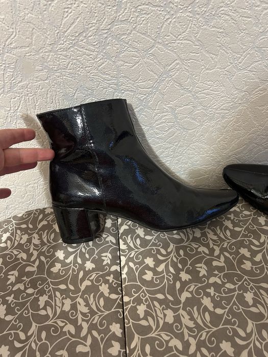 чоботи ботинки ботильйони zara