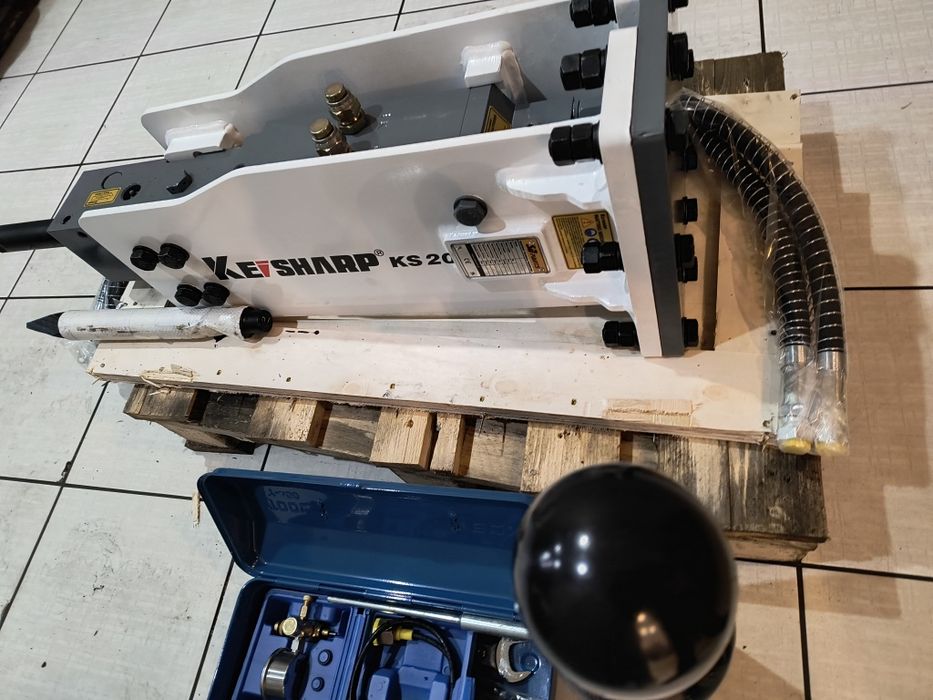 Młot hydrauliczny do mini koparki JCB Kubota Cat yanmar 93kg nowy