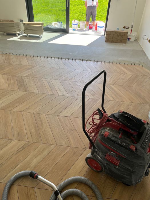 Kompleksowy remont i wykończenie wnętrz. Remont domu i łazienki