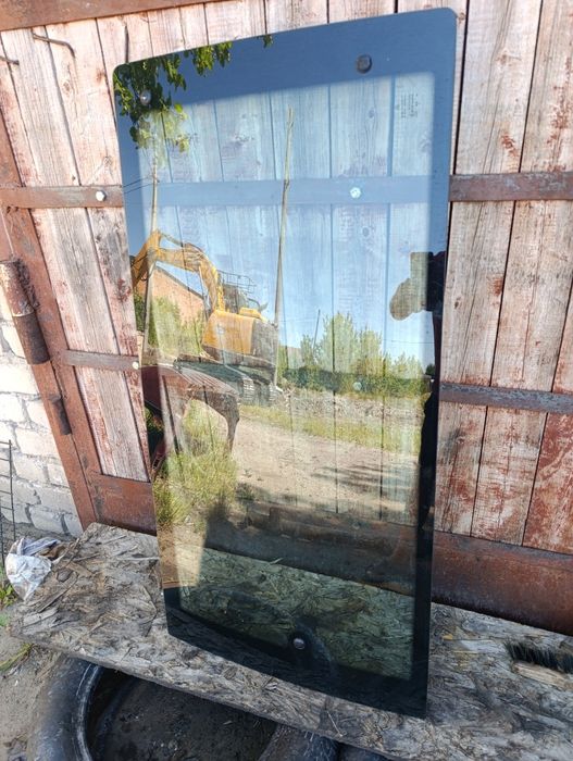 Скло Стекло Жабра Праве в Двері Механічне  Mercedes Vito  W 638 Оригін