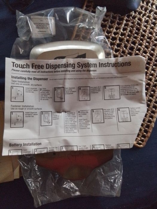 Despencador líquidos Purrel automático com sensor. Novo