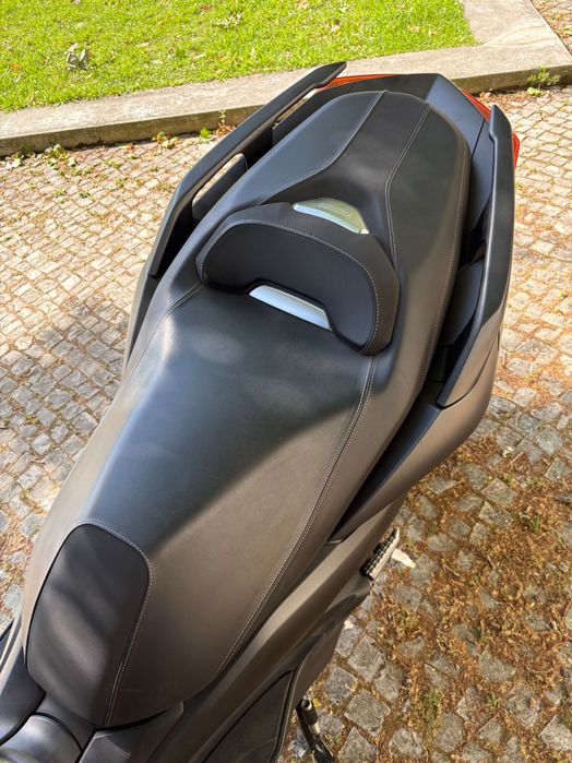 X-Max 125 de 2019 em perfeito estado