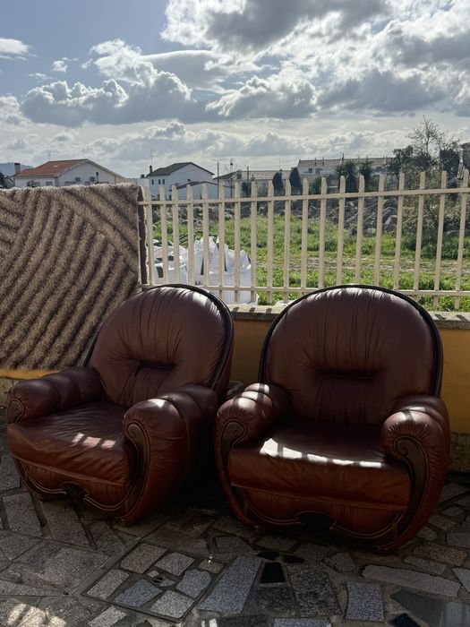 3 Sofas ( Negociável )