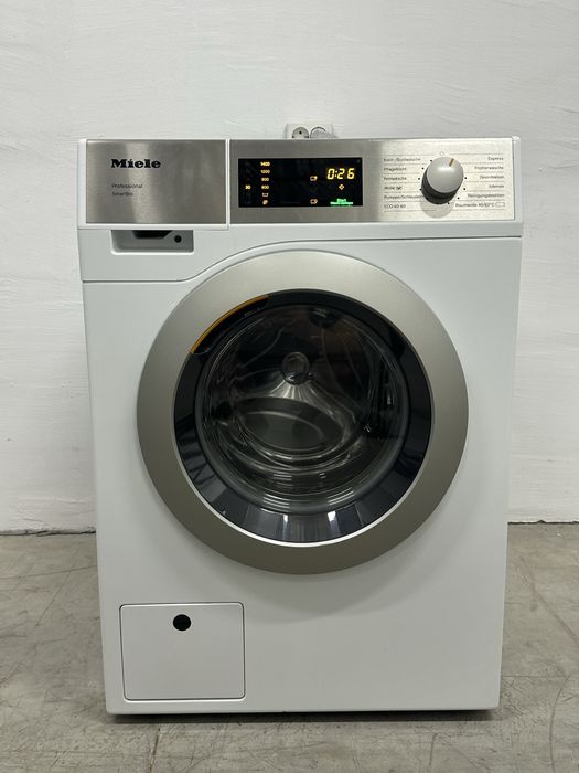 Професійна пральна машина Miele PWM 300