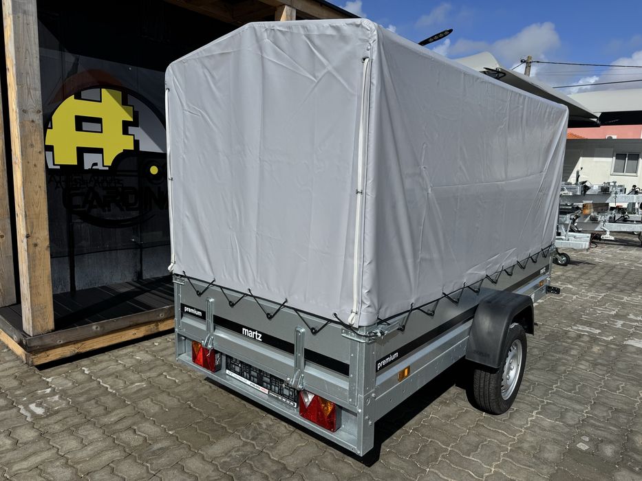 Atrelado MARTZ PREMIUM 2,65 XL + lona de cobertura NOVO