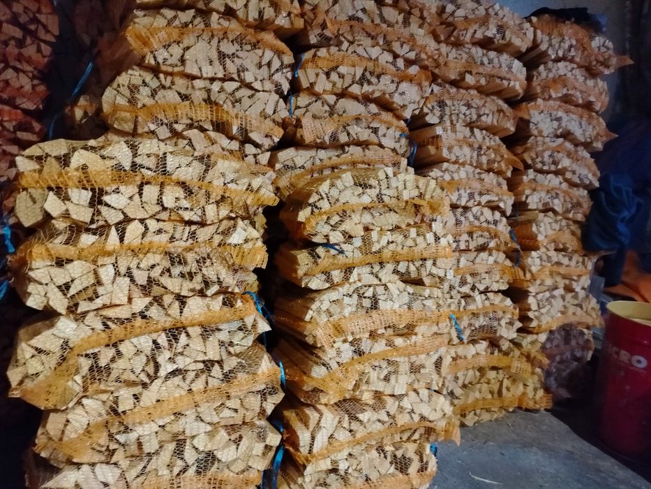 Drzewo suche na rozpałkę