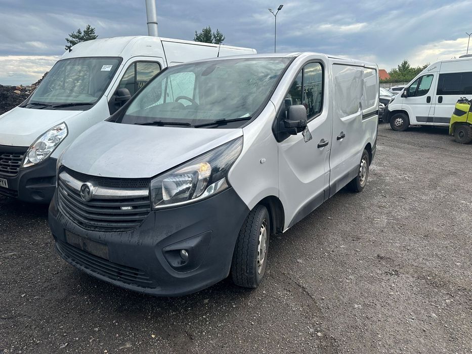 Авторозборка шрот розборка  трафік опель віваро 3 opel vivaro 1,6